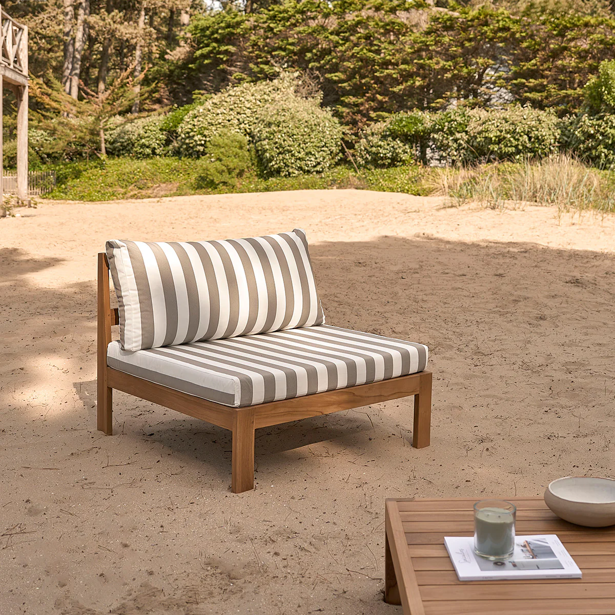 Salon de jardin en teck massif rayé - Image 4